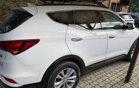 Hyundai Santa Fe III рестайлинг, 2018 год, 2 600 000 рублей, 2 фотография