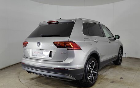 Volkswagen Tiguan II, 2018 год, 2 730 000 рублей, 7 фотография