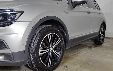 Volkswagen Tiguan II, 2018 год, 2 730 000 рублей, 26 фотография