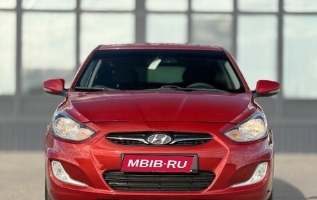 Hyundai Solaris II рестайлинг, 2012 год, 830 000 рублей, 3 фотография