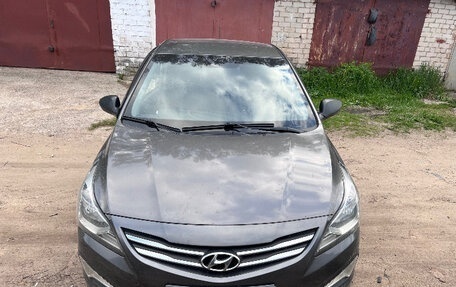 Hyundai Solaris II рестайлинг, 2015 год, 510 000 рублей, 1 фотография