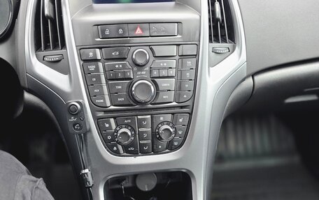 Opel Astra J, 2014 год, 670 000 рублей, 12 фотография