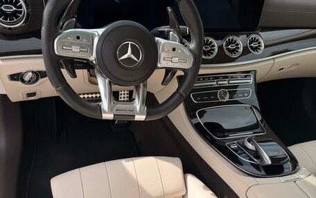 Mercedes-Benz E-Класс, 2017 год, 4 750 000 рублей, 8 фотография