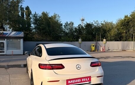 Mercedes-Benz E-Класс, 2017 год, 4 750 000 рублей, 4 фотография