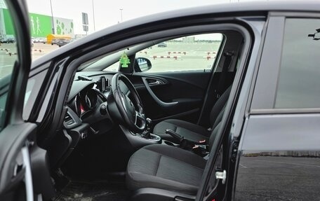 Opel Astra J, 2014 год, 670 000 рублей, 9 фотография