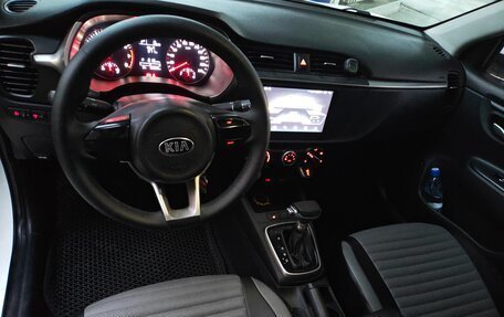 KIA Rio IV, 2020 год, 880 000 рублей, 12 фотография
