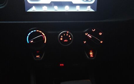 KIA Rio IV, 2020 год, 880 000 рублей, 9 фотография