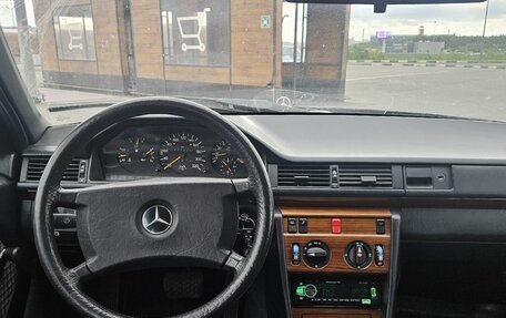 Mercedes-Benz W124, 1990 год, 395 000 рублей, 5 фотография