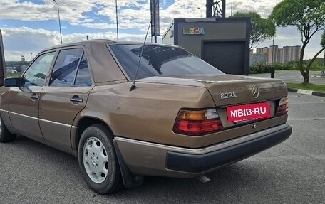Mercedes-Benz W124, 1990 год, 395 000 рублей, 3 фотография