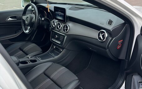 Mercedes-Benz GLA, 2019 год, 1 974 000 рублей, 12 фотография