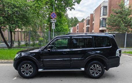 Mitsubishi Pajero IV, 2012 год, 2 150 000 рублей, 3 фотография