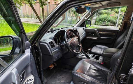 Mitsubishi Pajero IV, 2012 год, 2 150 000 рублей, 11 фотография