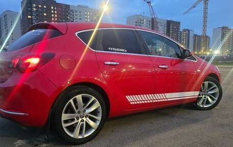 Opel Astra J, 2013 год, 950 000 рублей, 6 фотография
