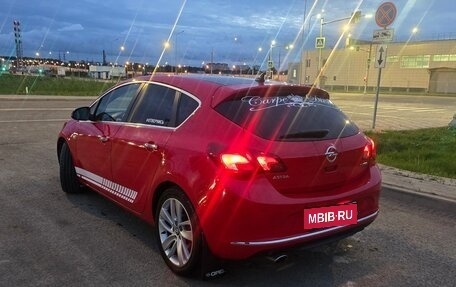 Opel Astra J, 2013 год, 950 000 рублей, 4 фотография