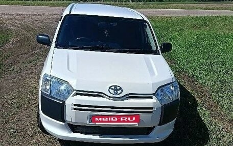 Toyota Probox I, 2018 год, 1 200 000 рублей, 12 фотография