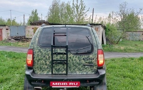 Chevrolet Niva I рестайлинг, 2003 год, 280 000 рублей, 3 фотография
