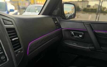 Mitsubishi Pajero IV, 2011 год, 2 780 000 рублей, 12 фотография