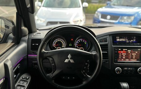 Mitsubishi Pajero IV, 2011 год, 2 780 000 рублей, 26 фотография