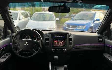 Mitsubishi Pajero IV, 2011 год, 2 780 000 рублей, 27 фотография