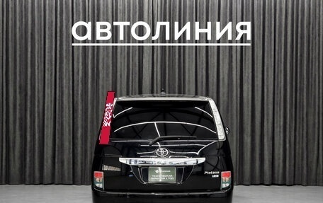 Toyota ISis I, 2012 год, 1 200 000 рублей, 6 фотография