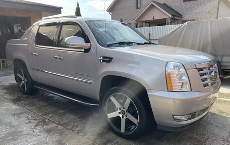 Cadillac Escalade III, 2006 год, 2 700 000 рублей, 2 фотография