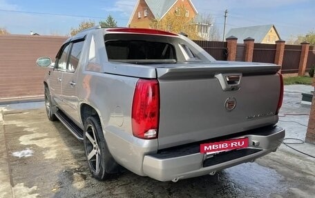 Cadillac Escalade III, 2006 год, 2 700 000 рублей, 4 фотография