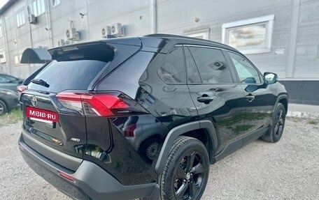Toyota RAV4, 2021 год, 4 239 000 рублей, 5 фотография