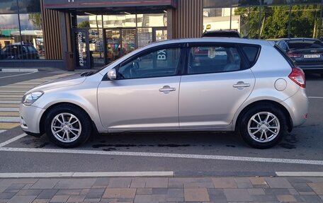 KIA cee'd I рестайлинг, 2010 год, 650 000 рублей, 3 фотография