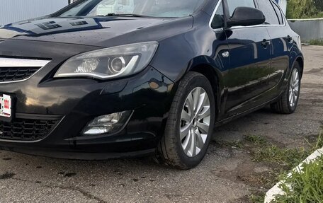 Opel Astra J, 2010 год, 700 000 рублей, 9 фотография