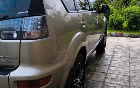 Mitsubishi Outlander III рестайлинг 3, 2008 год, 950 000 рублей, 9 фотография