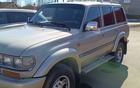 Toyota Land Cruiser 80 рестайлинг, 1996 год, 1 850 000 рублей, 26 фотография