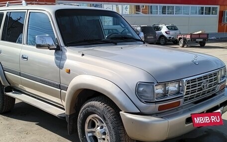 Toyota Land Cruiser 80 рестайлинг, 1996 год, 1 850 000 рублей, 29 фотография
