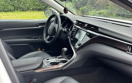 Toyota Camry, 2019 год, 3 010 000 рублей, 8 фотография