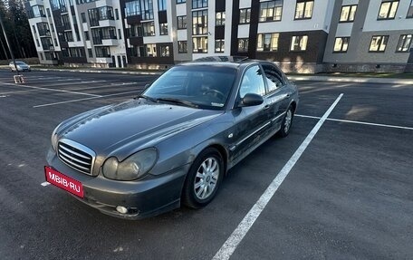 Hyundai Sonata IV рестайлинг, 2002 год, 250 000 рублей, 1 фотография