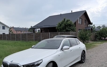 BMW 5 серия, 2024 год, 6 750 000 рублей, 1 фотография
