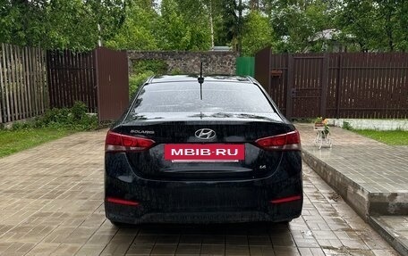 Hyundai Solaris II рестайлинг, 2018 год, 1 000 000 рублей, 4 фотография