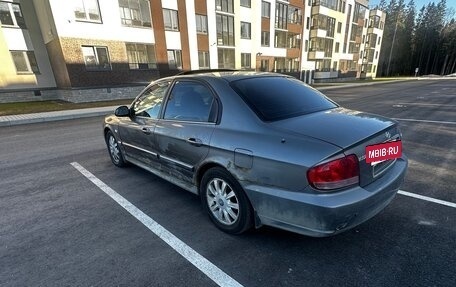 Hyundai Sonata IV рестайлинг, 2002 год, 250 000 рублей, 3 фотография