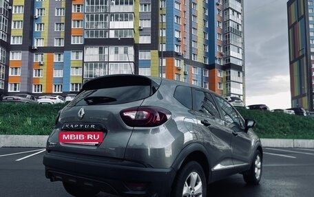 Renault Kaptur I рестайлинг, 2019 год, 1 400 000 рублей, 10 фотография