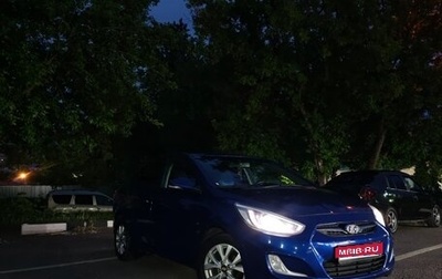 Hyundai Solaris II рестайлинг, 2013 год, 810 000 рублей, 1 фотография