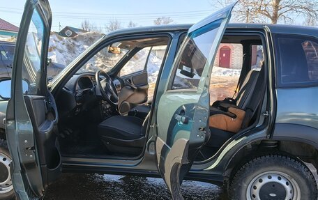 Chevrolet Niva I рестайлинг, 2011 год, 469 000 рублей, 6 фотография