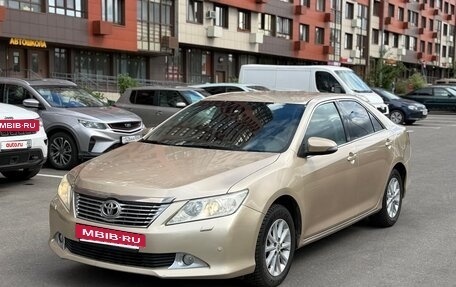 Toyota Camry, 2012 год, 1 200 000 рублей, 2 фотография