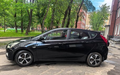 Hyundai Solaris II рестайлинг, 2015 год, 750 000 рублей, 3 фотография