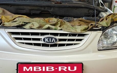 KIA Carens I (RS), 2005 год, 300 000 рублей, 16 фотография