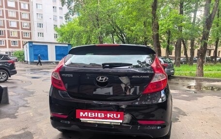 Hyundai Solaris II рестайлинг, 2015 год, 750 000 рублей, 2 фотография
