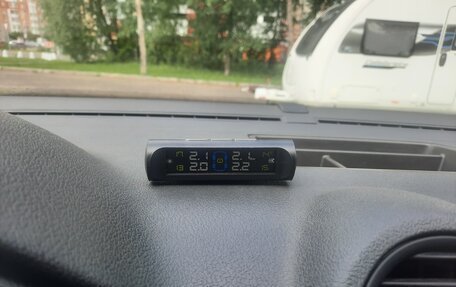 Volkswagen Caddy III рестайлинг, 2010 год, 1 050 000 рублей, 21 фотография