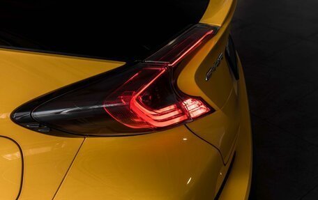 Toyota C-HR I рестайлинг, 2018 год, 1 949 000 рублей, 11 фотография