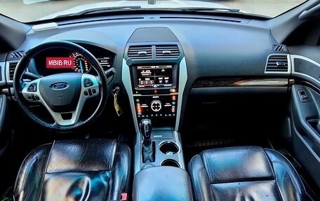 Ford Explorer VI, 2012 год, 1 680 000 рублей, 7 фотография