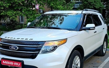 Ford Explorer VI, 2012 год, 1 680 000 рублей, 1 фотография