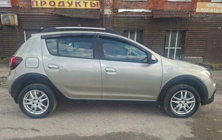 Renault Sandero II рестайлинг, 2019 год, 835 000 рублей, 6 фотография