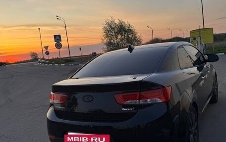 KIA Cerato III, 2010 год, 800 000 рублей, 7 фотография